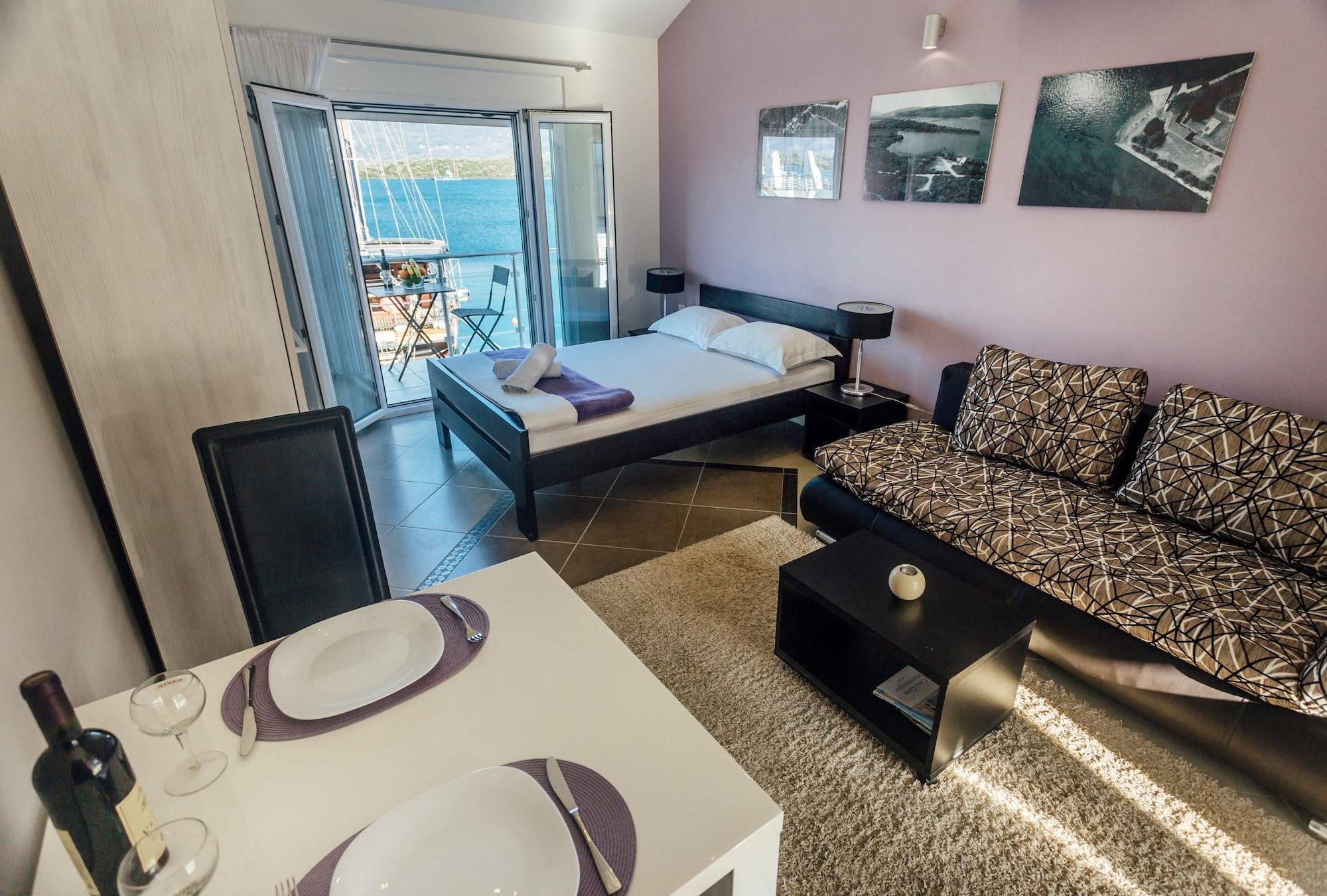 Apartments Monet Tivat Bagian luar foto