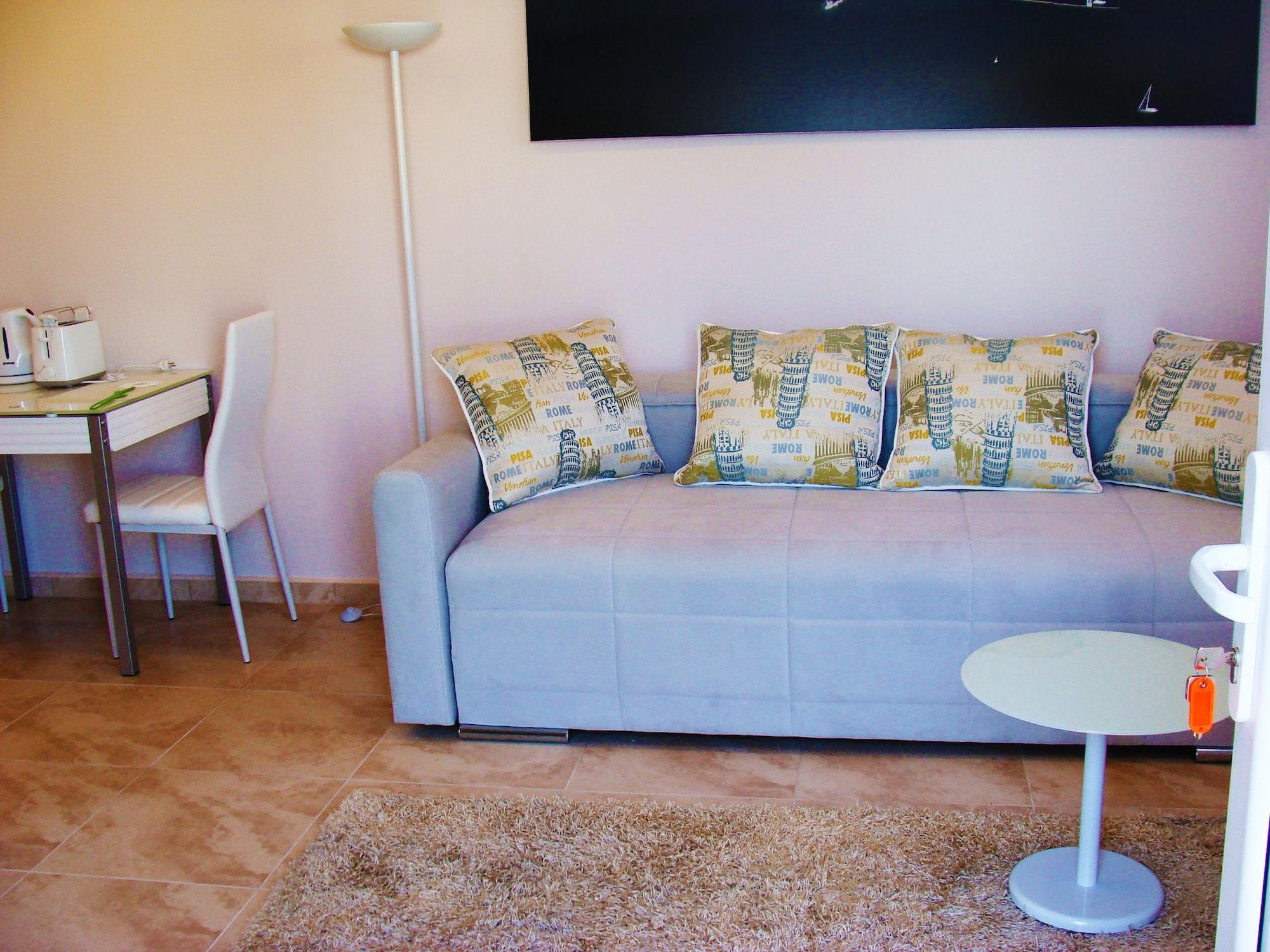 Apartments Monet Tivat Bagian luar foto