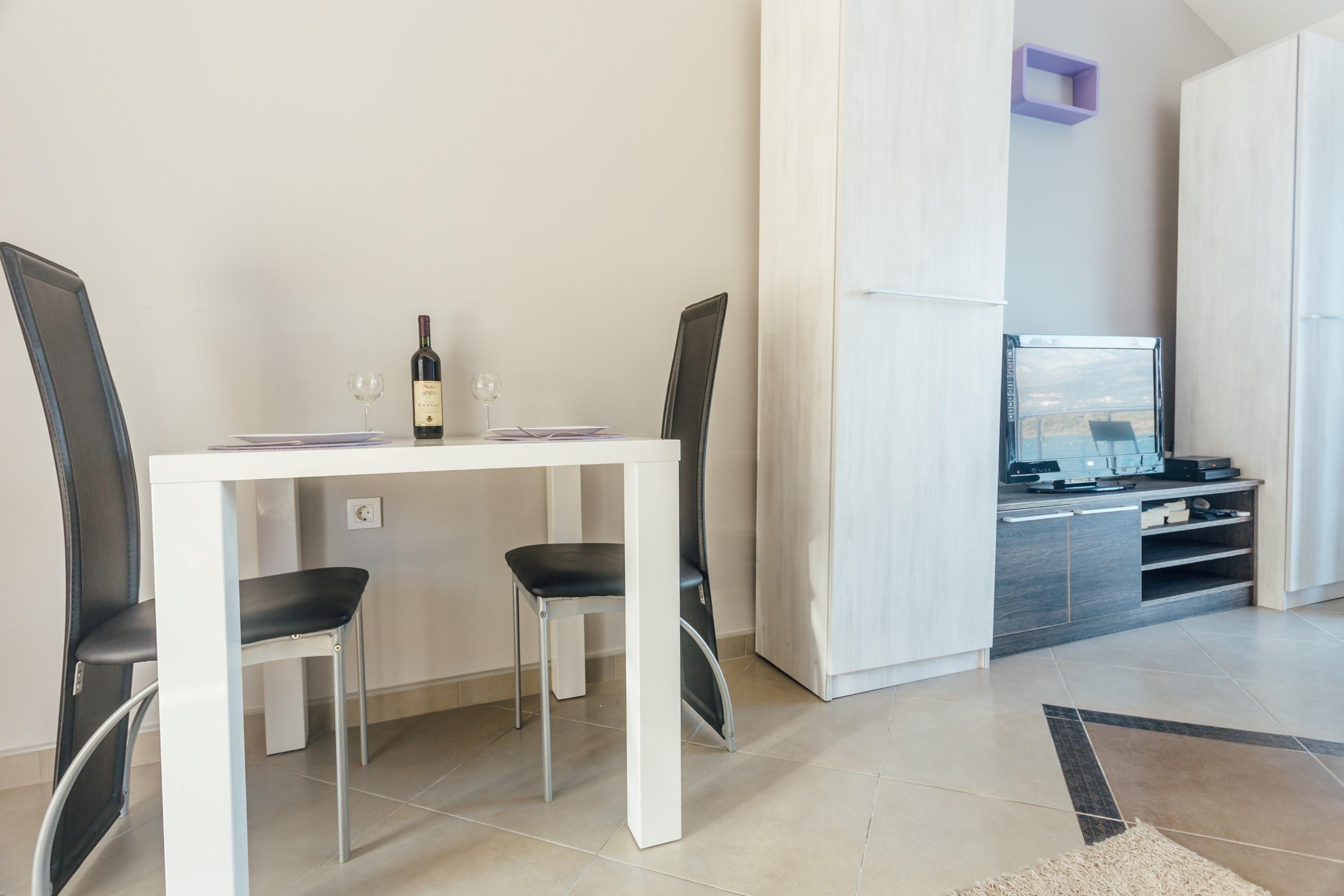 Apartments Monet Tivat Bagian luar foto