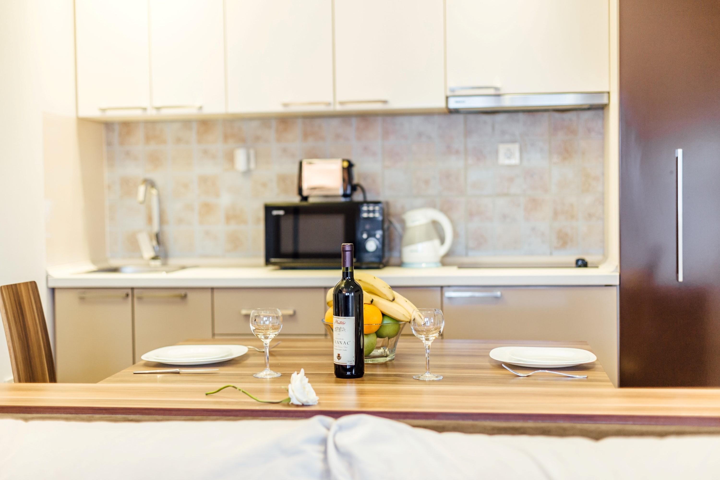Apartments Monet Tivat Bagian luar foto